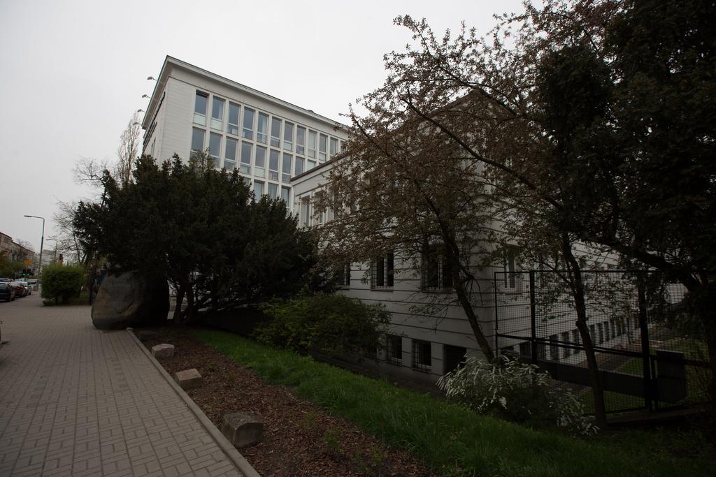 Apartament Wisniowa Varşovia Exterior foto